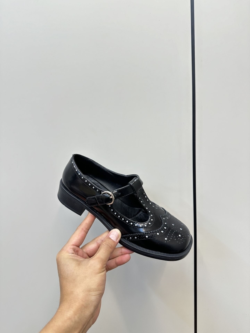 Miu Miu Casual Shoes